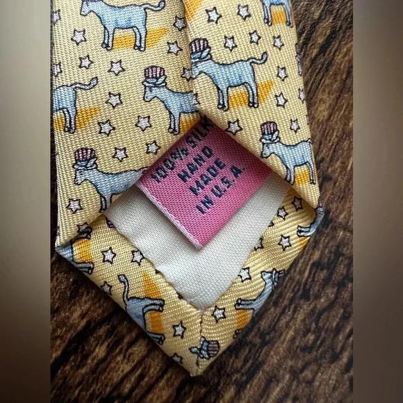 Vineyard Vines | Patriotic donkey silk tie. - Picture 8 of 11